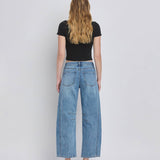 HIGH RISE DART STRUCTURED FIT BARREL LEG JEANS T6514: TINGLE / 26