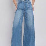 SUPER HIGH RISE WIDE LEG JEANS V3567: KUDOS / 27