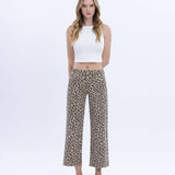 HIGH RISE ANIMAL PRINT CROP WIDE LEG JEANS T5894LPD: ANIMAL PRINT / 26