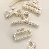 PEARL HAIR CLAW CLIPS | 40H736