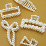 PEARL HAIR CLAW CLIPS | 40H736